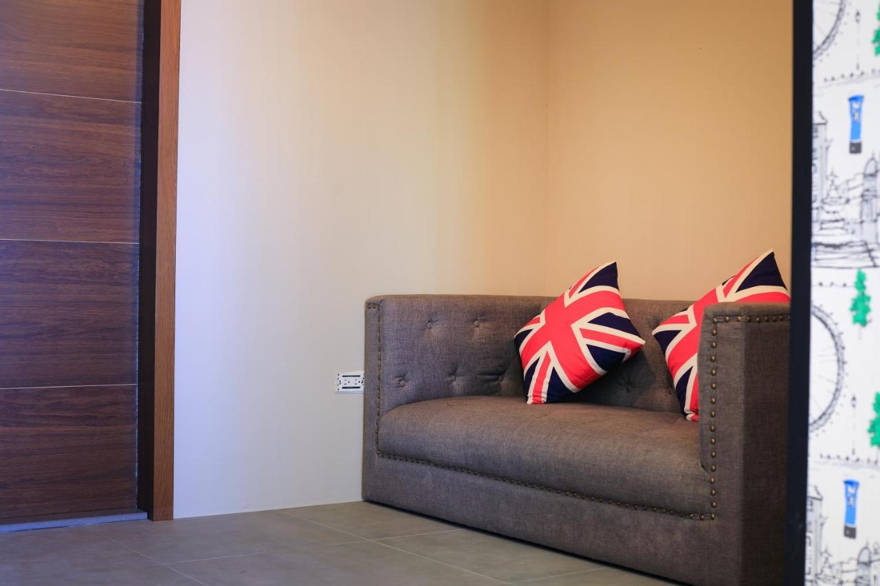 Sharp B&B Magong Luaran gambar
